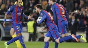 Lionel Messi mencetak gol ke gawang PSG melalui titik penalti