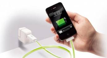 3 Trik Mudah Isi Baterai Smartphone Lebih Cepat Full