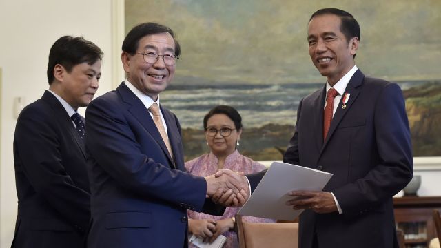 Presiden Korsel Undang Jokowi Gelar Pertemuan Bilateral
