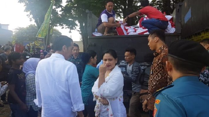 Ulang Tahun Jokowi Diisi dengan Bagikan Sembako pada 