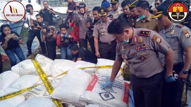 Polisi Sita Selundupan dari Malaysia 3 Ton Bahan Pembuat Bom