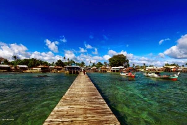 Pulau Laskar Pelangi Provinsi Bangka Belitung Terendam