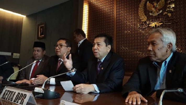 Jadi Tersangka, Novanto Sebagai Ketua DPR Tidak Mundur Merujuk UU MD3