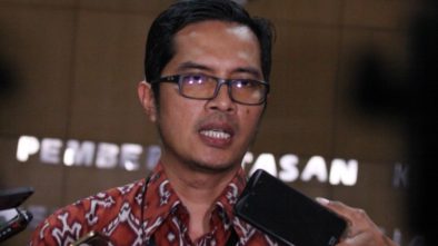Tanggapan KPK, Tentang Yulianis Tuding KPK Istimewakan Nazaruddin