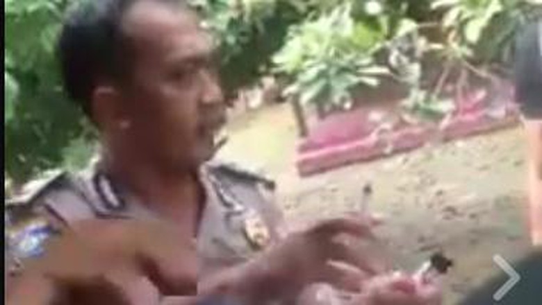 Kapolda Kalsel Beri Hadiah kepada Perekam Video Polisi Pungli