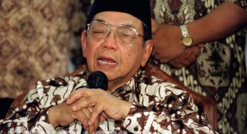 Biografi Gus Dur dari Nama Aslinya Sampai Jadi Abdurrahman Wahid