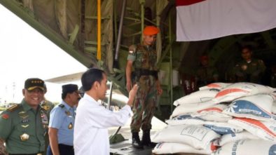 Jokowi Tetap Kirim Bantuan ke Rohingya, Walaupun Dikritik Prabowo Pencitraan