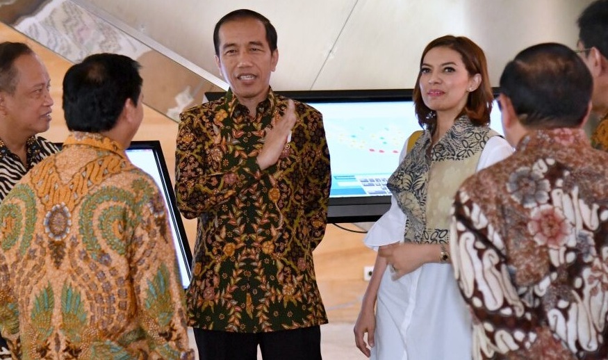 Jokowi dan Najwa Keliling Perpustakaan Tertinggi di Dunia