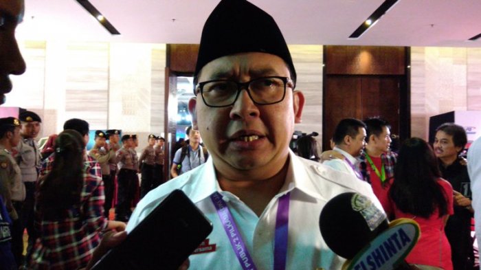 Fadli Zon Nyinyir 3 Tahun Pemerintahan Jokowi-JK Soal Utang, Bagi Kaos dan Sepeda