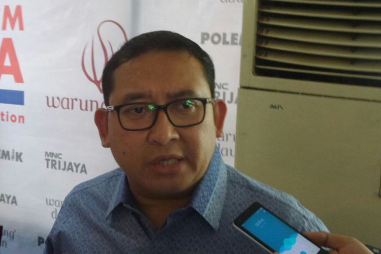 Fadli Zon: Polemik Senjata Itu Bukan Persoalan di TNI tetapi di Presiden