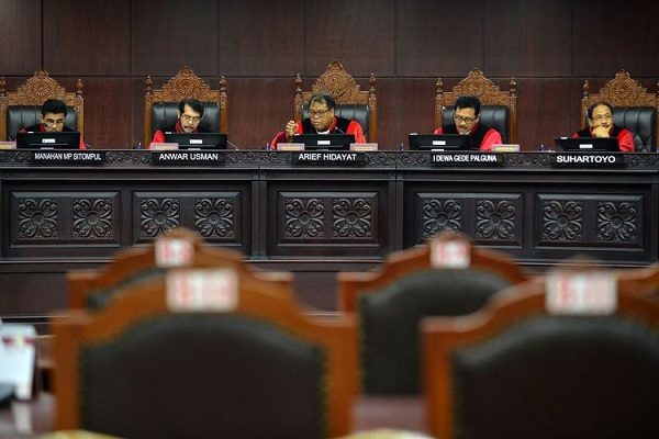 Hubungkan Kasus Eggi Sudjana, Pengacara Disemprot Hakim MK di Persidangan