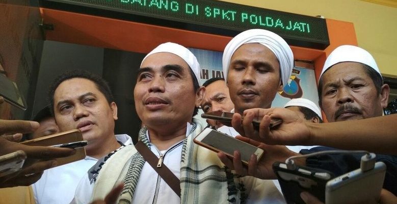 Megawati Dilaporkan Ke Polda Jatim Oleh Ulama di Madura