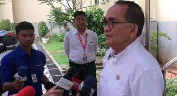 Ruhut: Makin Nggak Jelas, Soal Rumah Lapis dan Sayembara Sepatu