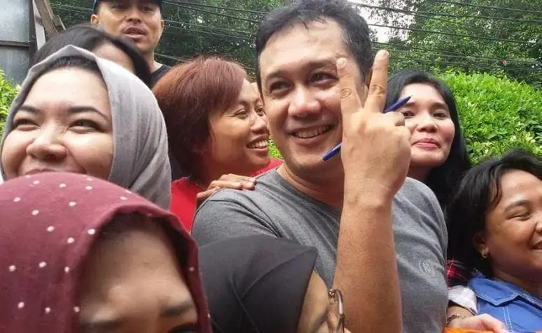 Denny Siregar: Selamat Natal Pak Ahok, Engkau Bukan Saudaraku Seiman, Tapi...