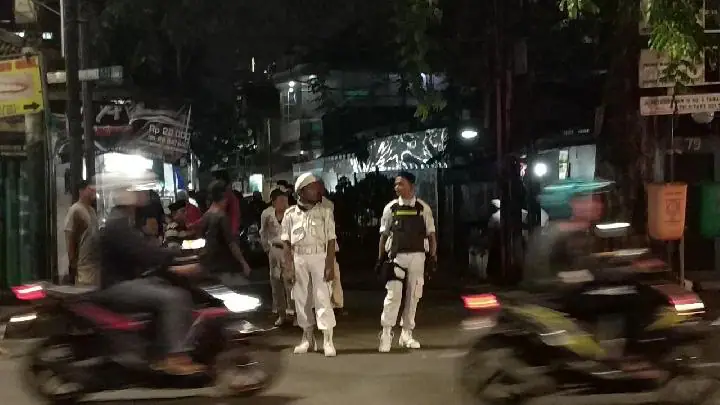 Kediaman Rizieq Dipenuhi Anggota FPI Menjelang Reuni 212