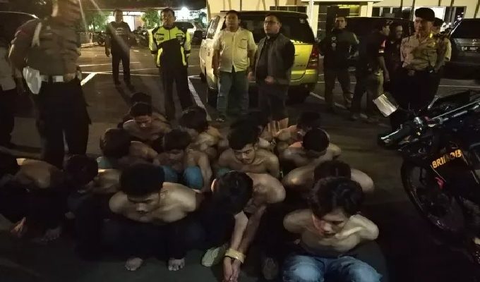 Video Penangkapan Geng Motor Penjarah Distro di Depok