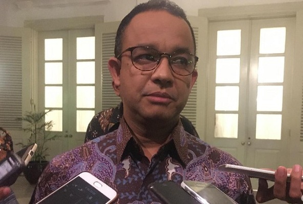Jokowi Minta Pemda dan Pusat Selaras, Respons Anies Cuma Begini