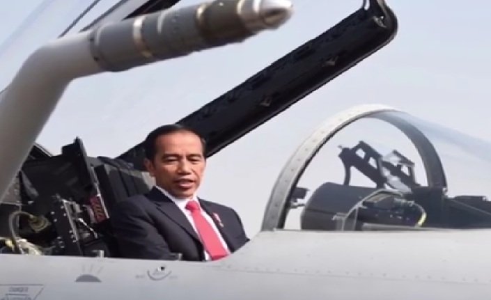 Jokowi Sebelum Ke Bangladesh Sempat Jajal Jet Tempur di Pakistan