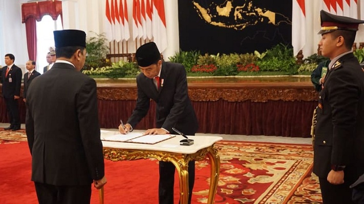 Presiden Joko Widodo Lantik Djoko Setiadi Jadi Kepala BSSN