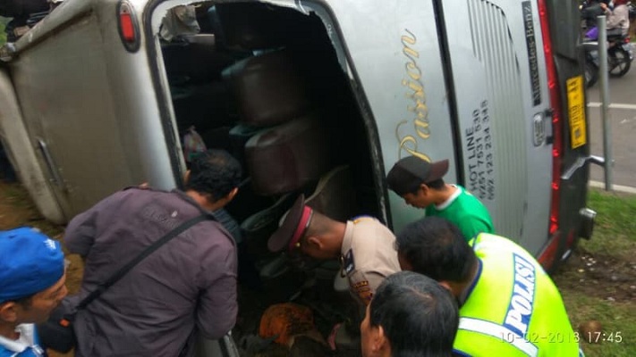 Bus Terguling di Tanjakan Emen, Subang, Korban Tewas jadi 18 Orang