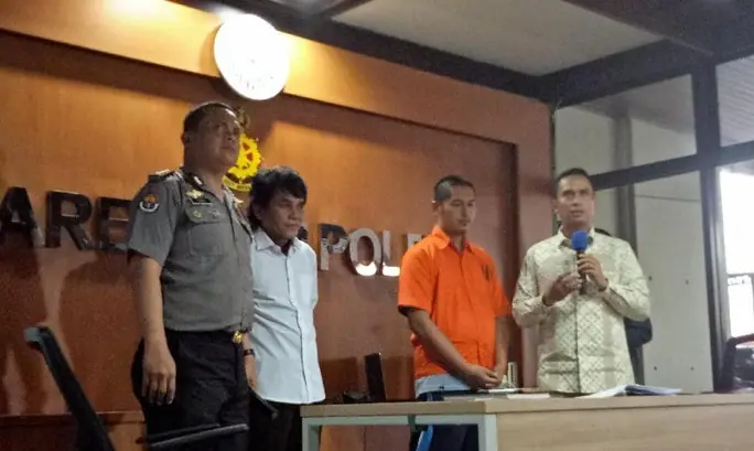 Tertangkap Tersangka Penghina Jokowi-Iriana Keturunan China dan PKI Minta Maaf