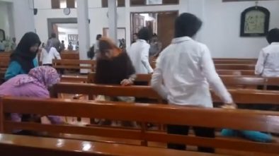 Usai Foto Wanita Berhijab, Kini Video Warga Bersihkan Gereja Lidwina