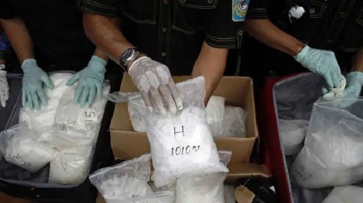 Polisi Temukan Modus Baru Penyelundupan Sabu Cair di Handuk Basah