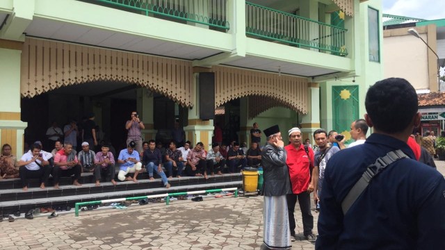 Kader Gerindra Diintruksikan untuk Jumatan Bersama Prabowo di Masjid Kauman