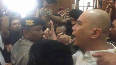 Pengacara Tolak Penahanan Ahmad Dhani, Suasana PN Surabaya Memanas