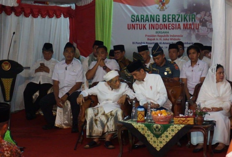 TKN: Mbah Moen yang Undang Jokowi ke Ponpes, Mau Tunjukkan Dukungan