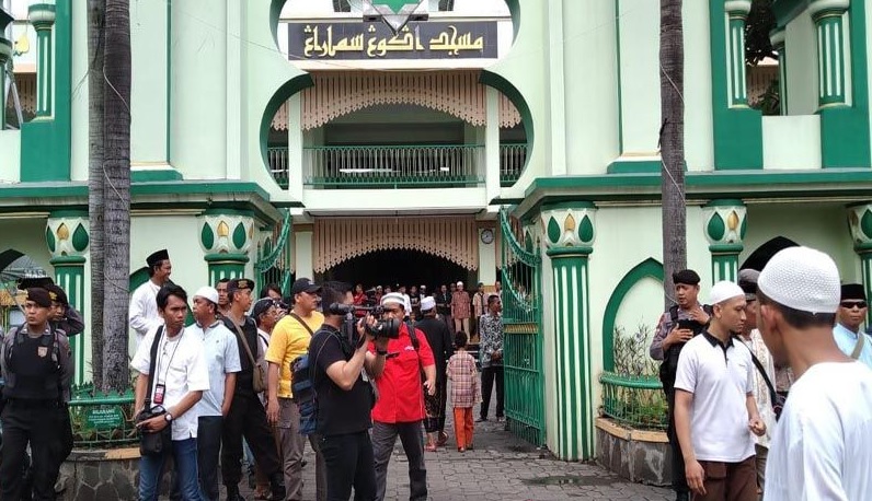 Terdengar Teriakan Prabowo Presiden Usai Salat di Masjid Kauman