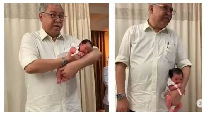 Viral di IG Cara Unik Dokter Gendong Bayi Baru Lahir agar Tak Menangis