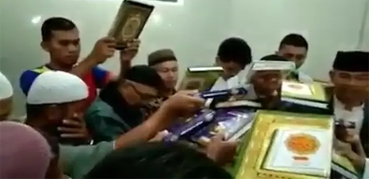 Mubahalah Gus Nur Siap Dilaknat 21 Turunan Terkait Kecurangan Pilpres, Ini Respon Kocak Warganet