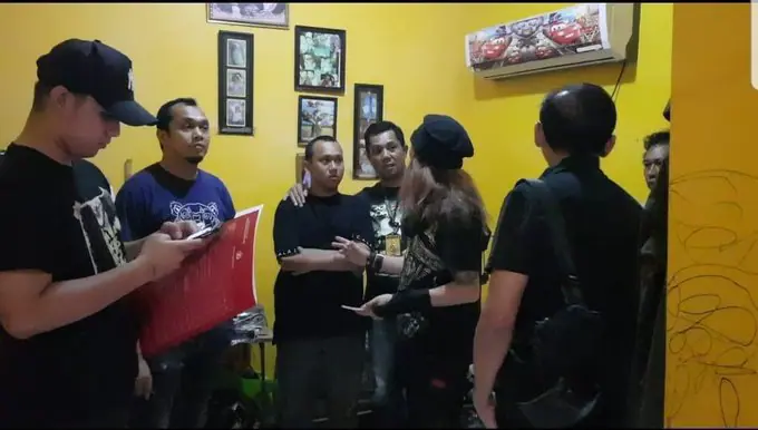 Video Detik-detik Penangkapan Pria yang Ancam Penggal Kepala Jokowi