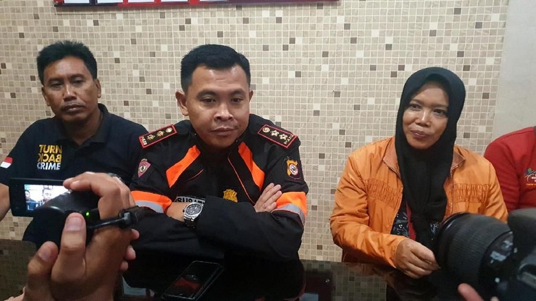Wanita Ini Dituduh Perekam Video 'Penggal Jokowi' Ternyata Seorang Guru di Sukabumi, Ini Faktanya
