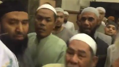 Warga NU Diusir Tarawih oleh Jamaah Cingkrang Wahabi di Pasuruan