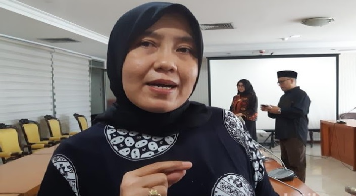 dr Ani Hasibuan Pose 2 Jari Ngaku Independen, TKN: Kasus KPPS Meninggal Digoreng Pro 02