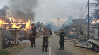 Buton Rusuh dan Situasi Masih Mencekam, Puluhan Rumah Warga Dibakar