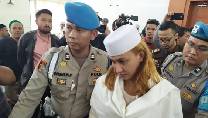 Kasus Penganiayaan 2 Remaja, Bahar Smith Dituntut 6 Tahun Penjara
