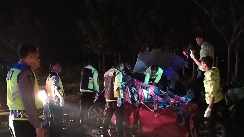 Kronologis Penyerangan Bus Safari Lux Berujung Kecelakan Maut di Tol Cipali