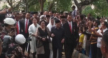 Megawati Soekarnoputri Hadiri Pemakaman Ani Yudhoyono di TMP Kalibata