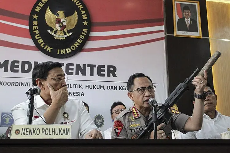 Pengacara Soenarko Sebut Kapolri Tito Salah Sebut Barang Bukti Jenis Senjata