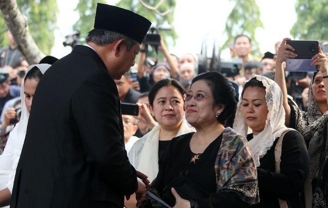 SBY-Megawati Bersalaman, TKN Sebut Perbedaan Politik Tak Memutus Kemanusiaan