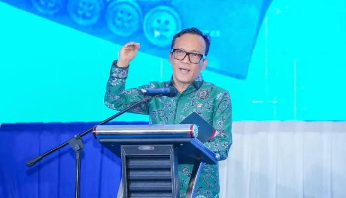 Kemnaker Hapus Syarat Good Looking dan Batas Usia untuk Para Pencari Kerja