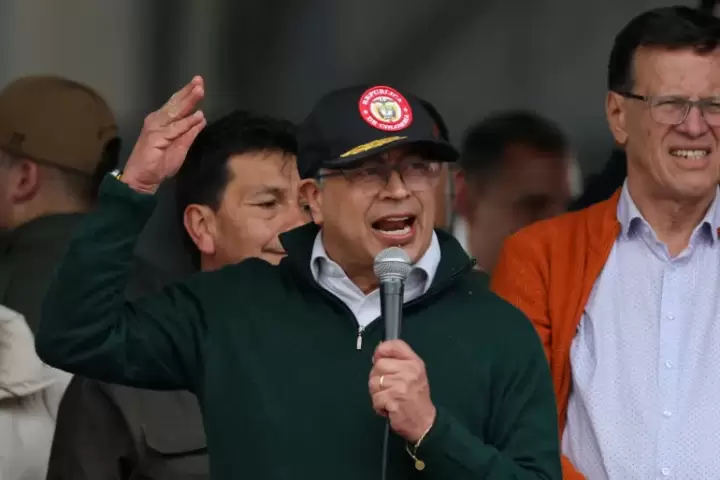 Gustavo Petro Ikut Demo Tangkap Bedjamin Netanyahu