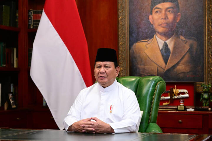 Prabowo Resmi Gaji Polri, TNI, ASN, dan Pejabat Negara Naik