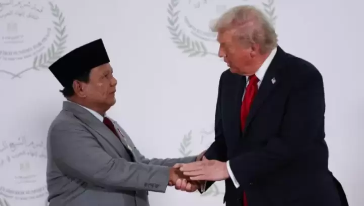 Donald Trump Puji Prabowo Subianto: I See Tough Man Right Here