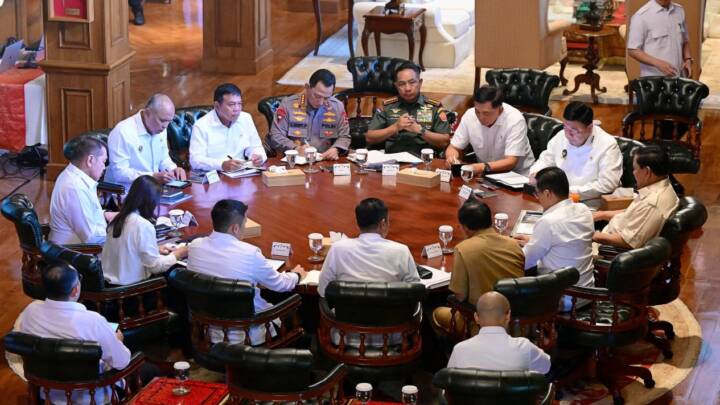 Prabowo Memanggil Sejumlah Menteri Koordinator dan Lainnya