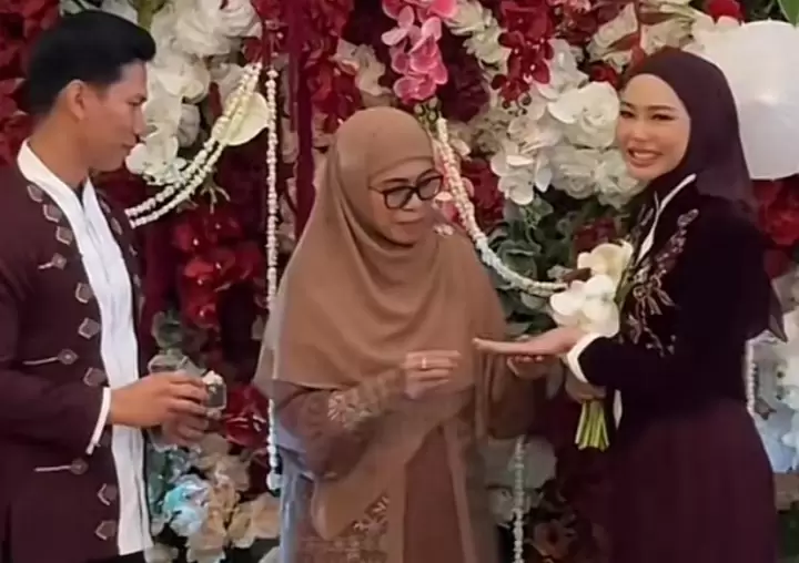 Kabar Bahagia, Selebgram Dara Arafah dan Rehan Mubarak resmi Lamaran