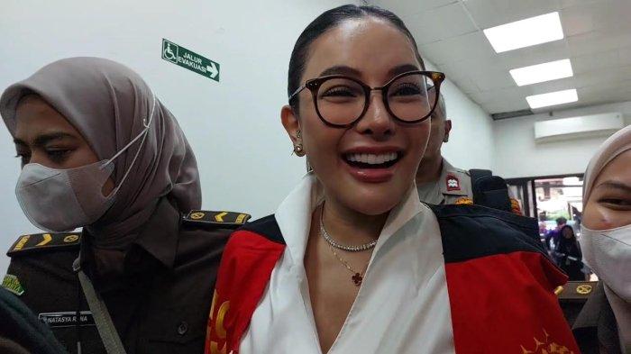 Nikita Mirzani dan RG Kembali Memanas di Pengadilan Negeri Jaksel